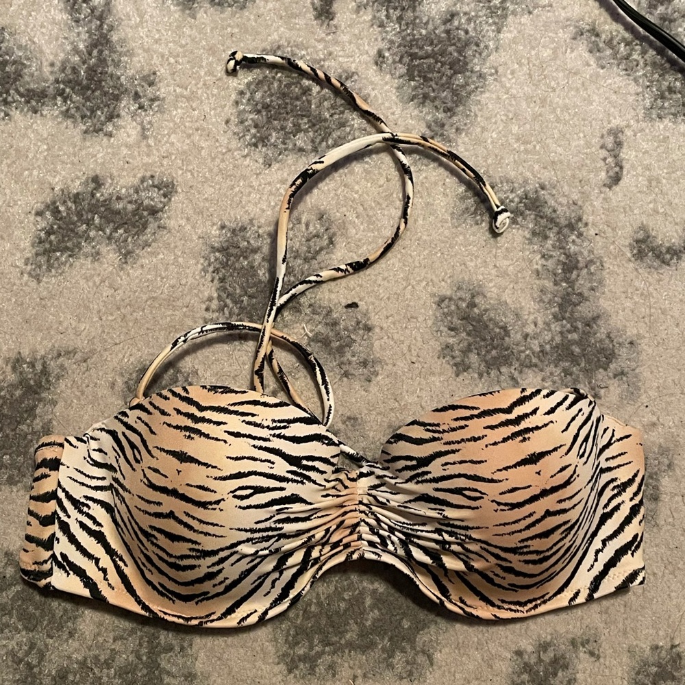Victoria’s Secret cheetah Bandeau zebra 34C